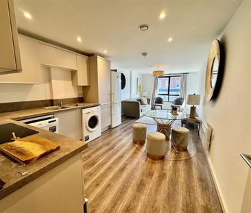 2 bedroom apartment to rent - Photo 2