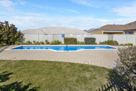 Amazing Location - Photo 5