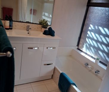 Gosnells - Photo 2