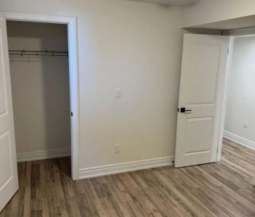 2527 FLORENTINE PLACE N - Photo 2