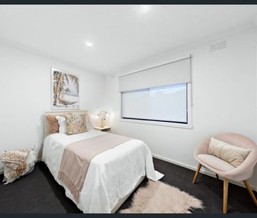 UPDATED AND READY TO MOVE IN! - Photo 5