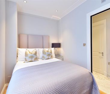 39 HILL STREET, W1J, London - Photo 1