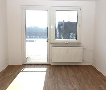 SOFORT einziehen: MODERNE 2-Zimmer-Wohnung ganz OBEN - Foto 3