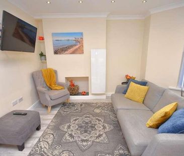 Victoria Road Penarth, CF64 - Photo 3