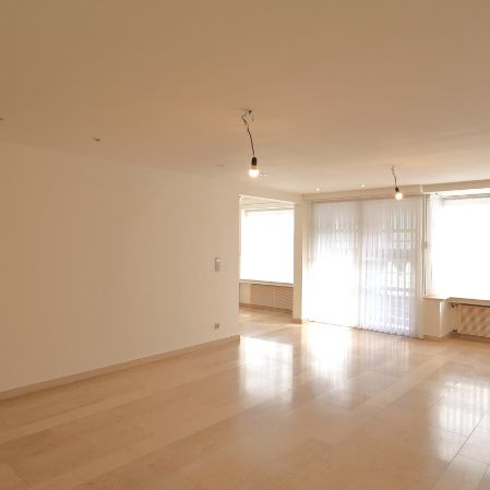 Instapklaar appartement met twee slaapkamers en twee terrassen - Photo 1
