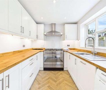 Coltsfoot Close, Burghfield Common, Reading, Berkshire, RG7 - Photo 5