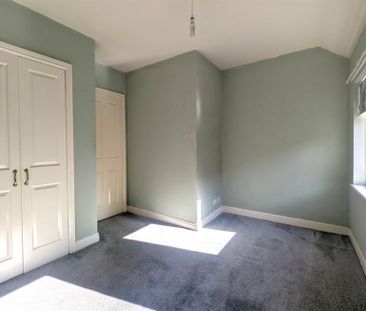 2 Bedroom End Terrace To Let - Photo 3