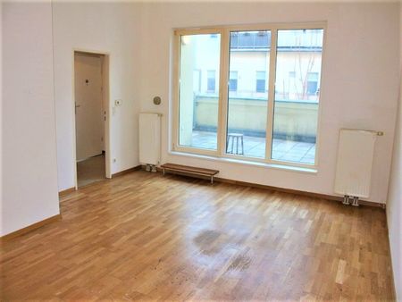 TERRASSENHIT, UNBEFRISTET, 86 m2 Altbau mit 30 m2 Freifläche, 3 Zimmer, Komplettküche, Wannenbad, Parketten, Hofruhelage - Foto 3