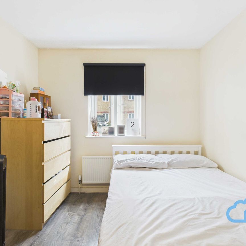 RM2 St. Pauls Way | Bow Common | London | E3 4AD - Photo 1