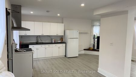 For Lease - 42A Amelia Street, Toronto, Ontario - Photo 3