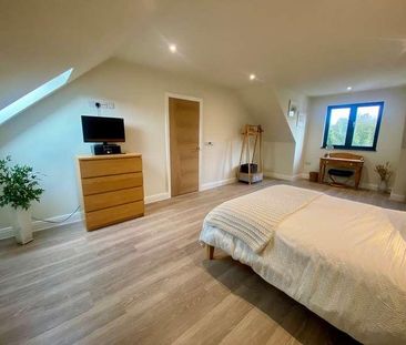 Woodland Vale, Swanwick, Southampton, Hampshire, SO31 - Photo 1