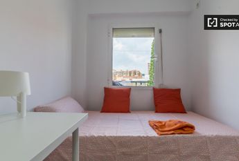 valencia, Valencian Community 46011