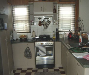 3 Bedroom Character Home - Photo 5