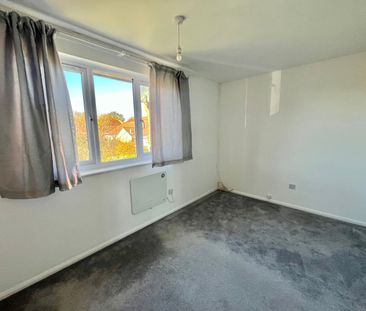 Allington Close, Taunton, Somerset - Photo 3