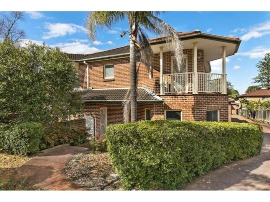 1/19 Highland Avenue, Bankstown - Photo 1