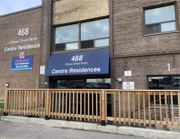 468 Ottawa Street North, Hamilton — 1 Bedroom + Den - Photo 1