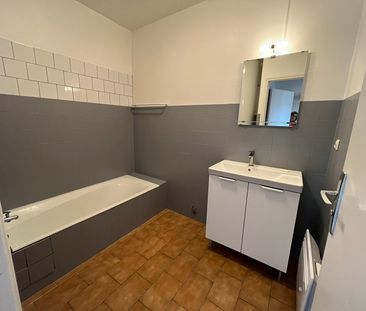 Location Appartement 3 pièces 57m² - Photo 5