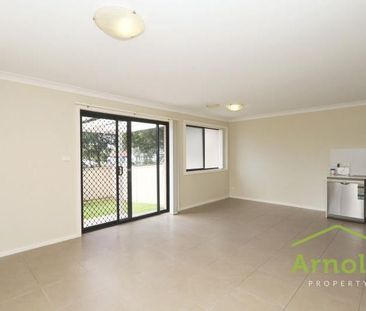 2 BEDROOM TOWNHOUSE - Photo 6