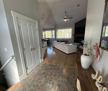 Furnished 4 bed/2 bath home in Rose Valley w/ Optional In-Law Suite - Photo 1