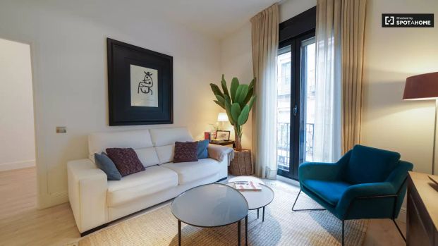 1-bedroom apartment for rent in Sol - Photo 1