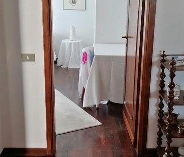 Stanza con letto matrimoniale in villa padronale - Photo 5