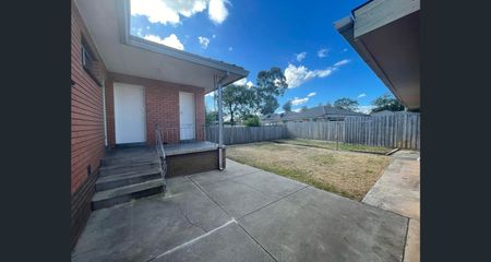 326 Edgars Road, Lalor, VIC 3075 - Photo 4