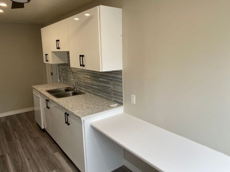 For Lease - 238 Burnside Drive, London East, Ontario - Photo 3