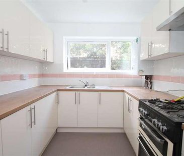 Pellipar Close, Palmers Green, N13 - Photo 5