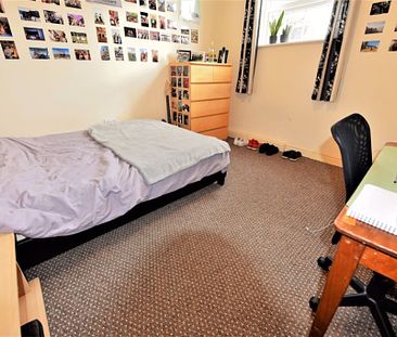 2 bedroom Flat in 14 Raglan Rd, Leeds - Photo 4