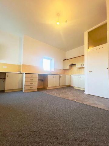 27a Olderfleet Road, Larne, BT40 1AS - Photo 3