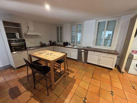 Location Appartement 6 pièces 256m² - Photo 5