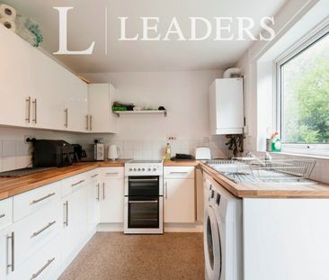 2 bedroom house to rent Keats Way, Hitchin, SG4 - Photo 1