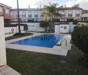 Alquiler de chalet adosado en Calle Río Tamarguillo - Photo 5