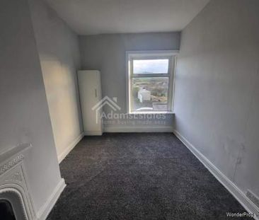 3 bedroom property to rent in Dewsbury - Photo 5