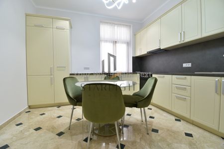 Rent Luxury 6-Room Apartment | Private Villa | Fully Renovated 2023 - Photo 5
