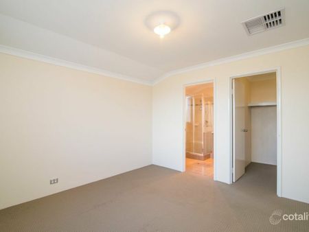 BREAK LEASE - Modern Family Comfort in a Prime Southern River Location - Photo 3