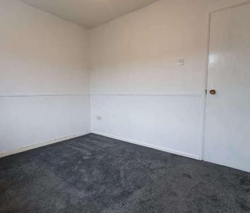 4 bedroom detached house to rent - Photo 6