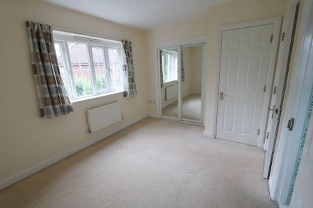 Morrison Close, Upper Basildon - Photo 3