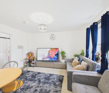2 bedroom semi-detached house to rent - Photo 3