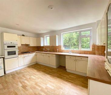 4 bedroom detached house to rent - Photo 6