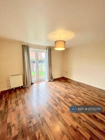 1 bedroom flat to rent - Photo 2