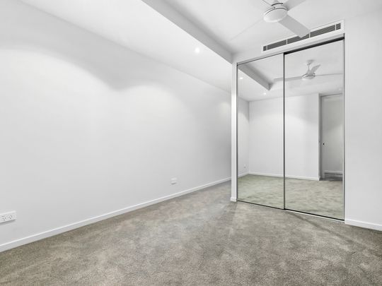 First Bay Luxury 2 bedroom apartment - Photo 1