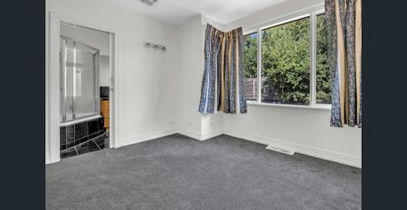 4BR house Near train/Tram available NOW to move in ! - Photo 4