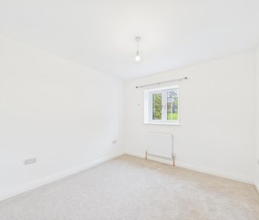 4 bedroom townhouse to rent - Photo 6