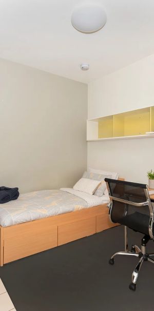 Ideal for Students - Gas and water included - Photo 1