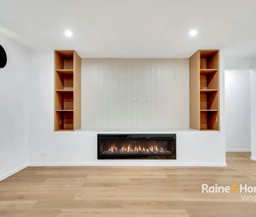 Spacious & Modern Family Home in the Heart of Kilmore! - Photo 1