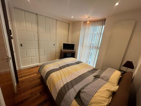 2 bedroom Flat To Let - Photo 5