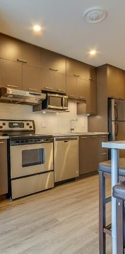 5 1/2 - Montréal (Ahuntsic) - 2 100 $/mois - Photo 1