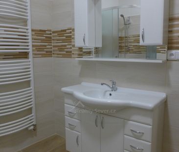 Pronájem bytu 2+1 73 m² - Photo 2