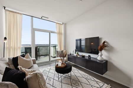 For Lease - 681 Yonge Street Unit# 707, Barrie, Ontario - Photo 2